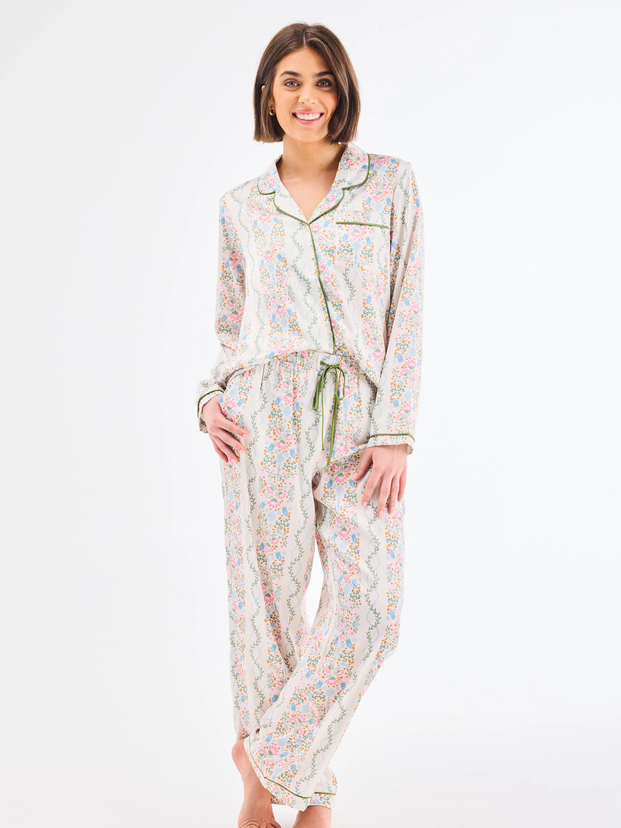 Women's Charlotte Satin Pants Set | Ivy Lane Ivory