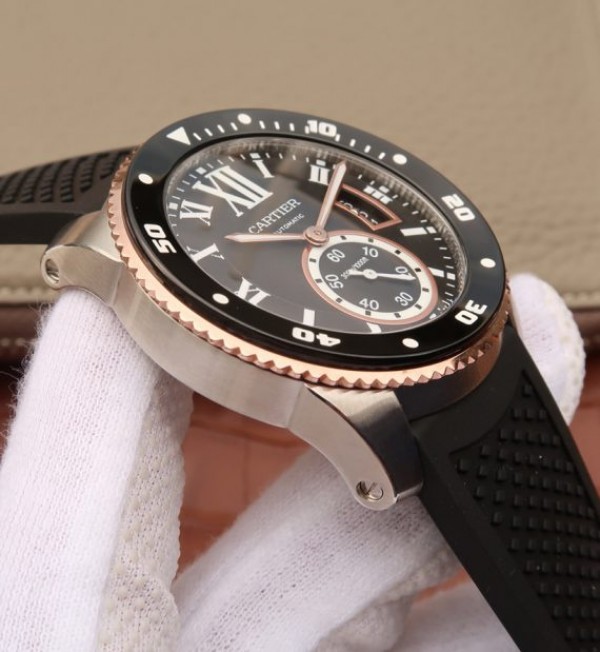 Replica Cartier JJF Calibre De Cartier Diver SS Black Dial RG Bezel Black Rubber Strap A23J - Top club