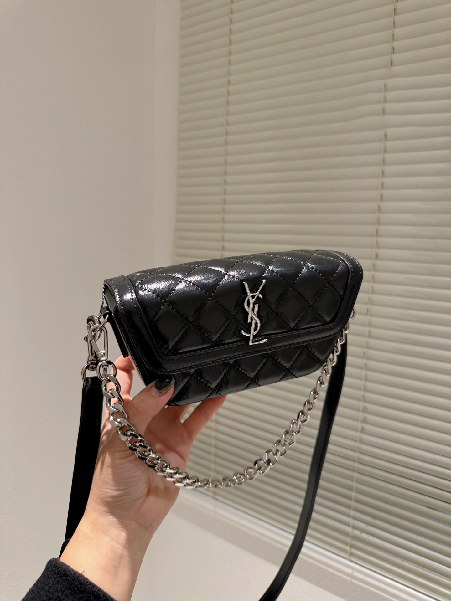 TO – New Luxury Bags SLY 3051:1High-quality replica