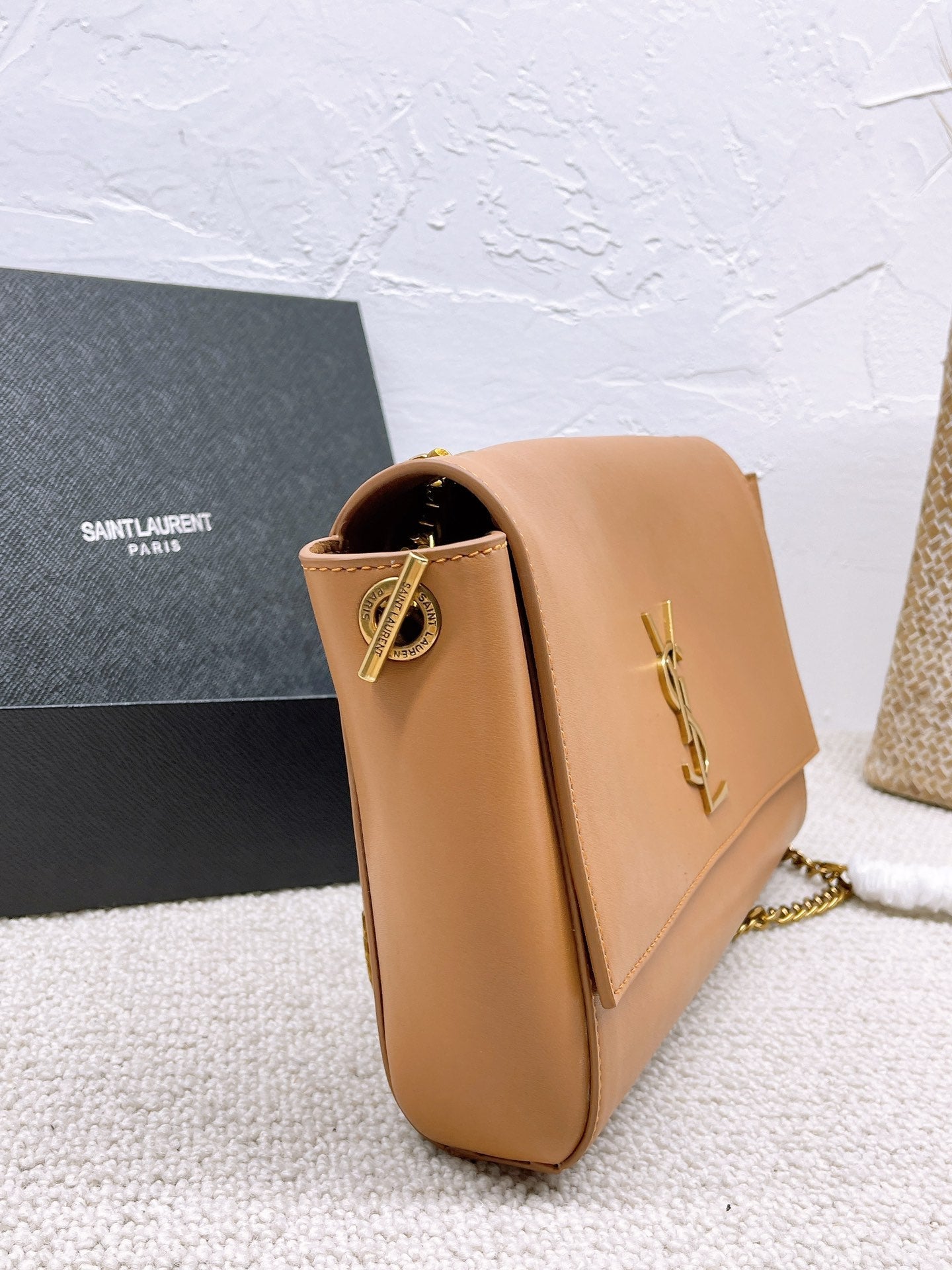 TO – Luxury Edition Bags SLY 2141:1High-quality replica