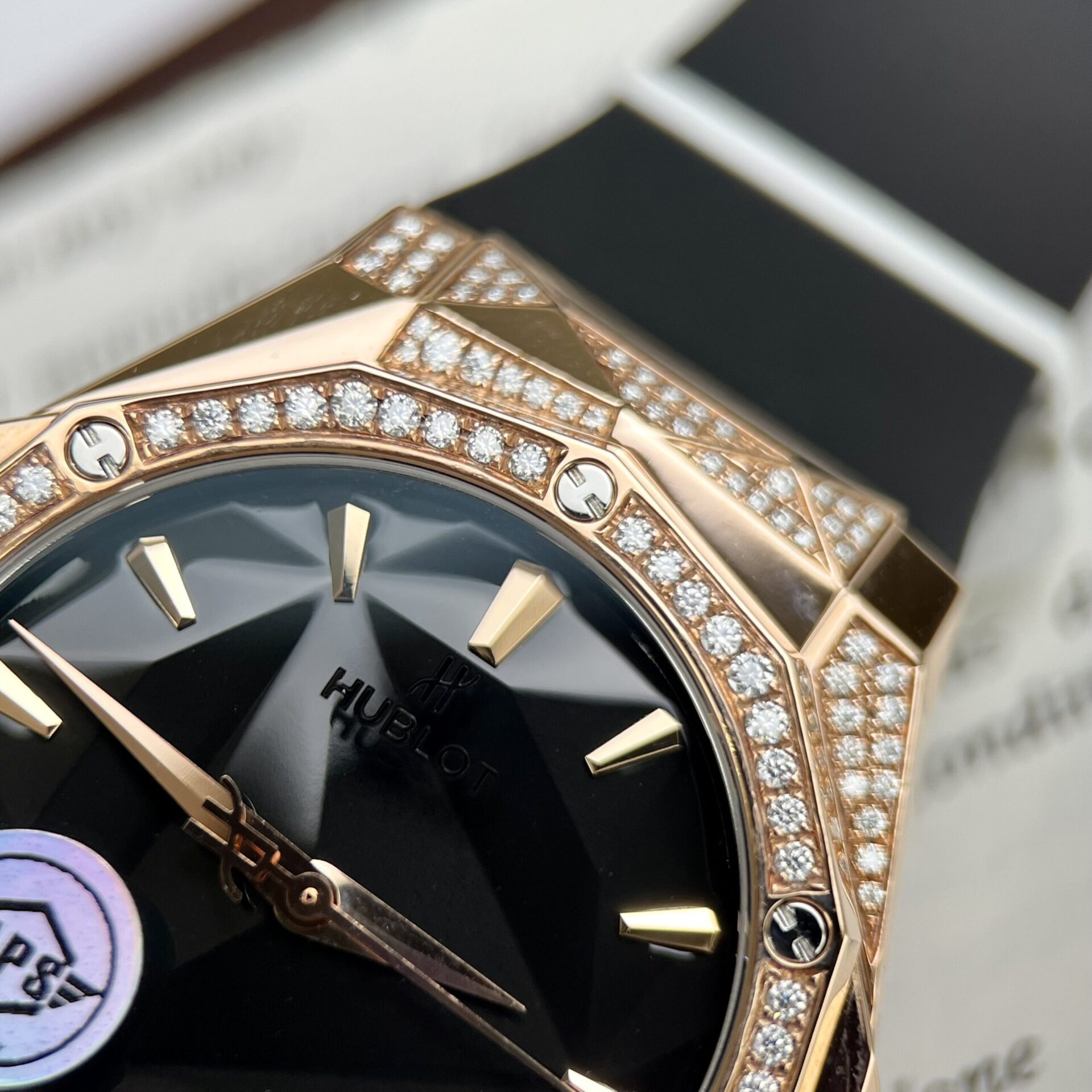 Hublot Orlinski King Gold Black Dial Custom Moissanite Diamonds Hong Kong 40mm - Top club