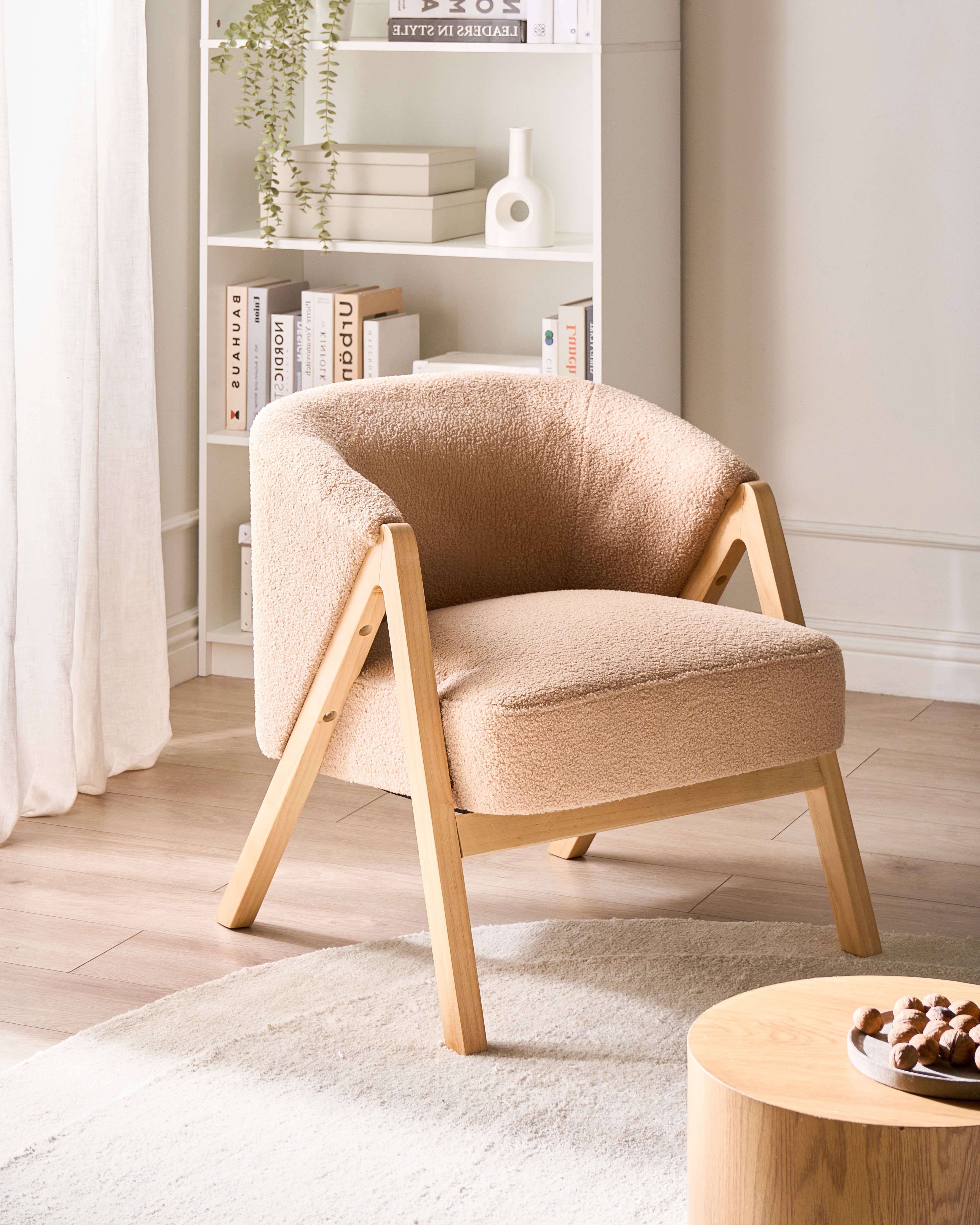 Armchair SKEI Boucle Beige