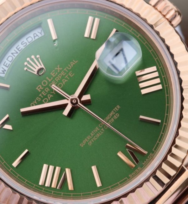 Replica Rolex Day-Date 40mm 228235 RG Noob Green Dial Roman Markers RG Bracelet A3255 - Top club