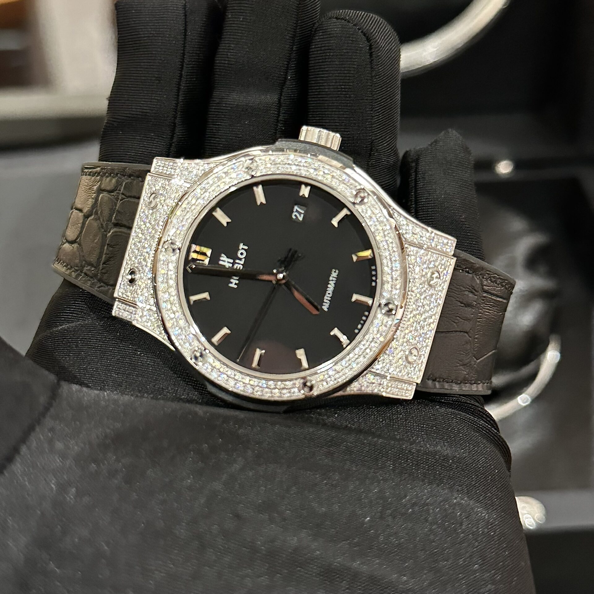 Hublot Replica 1:1 Watch Classic Fusion Full Black Moissanite Diamond 42mm - Top club