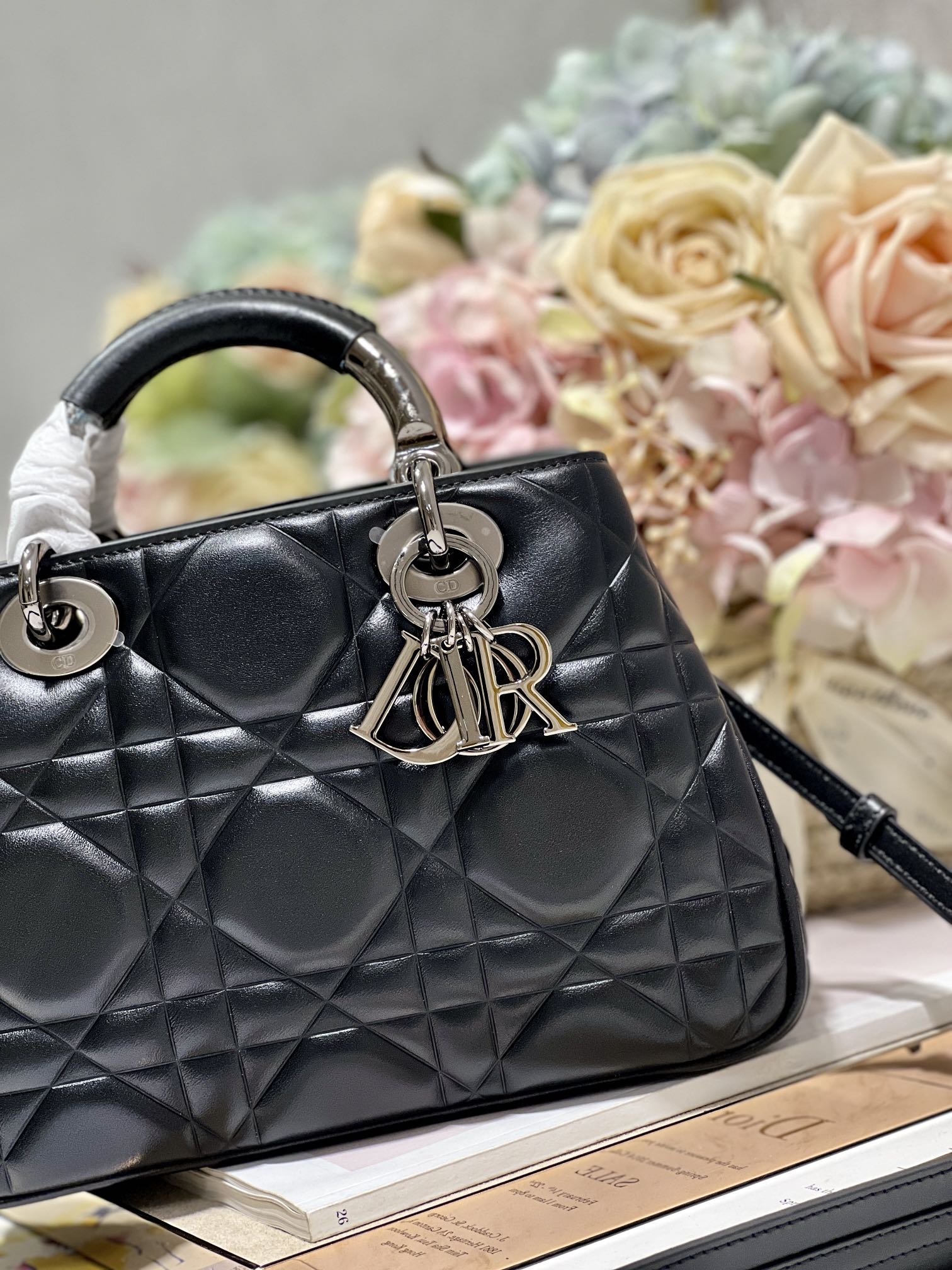 The Medium Lady 95.22 Bag With Black Tone Hardware Black/White/Grey For Women 9.5in/ 24cm1:1High-quality replica