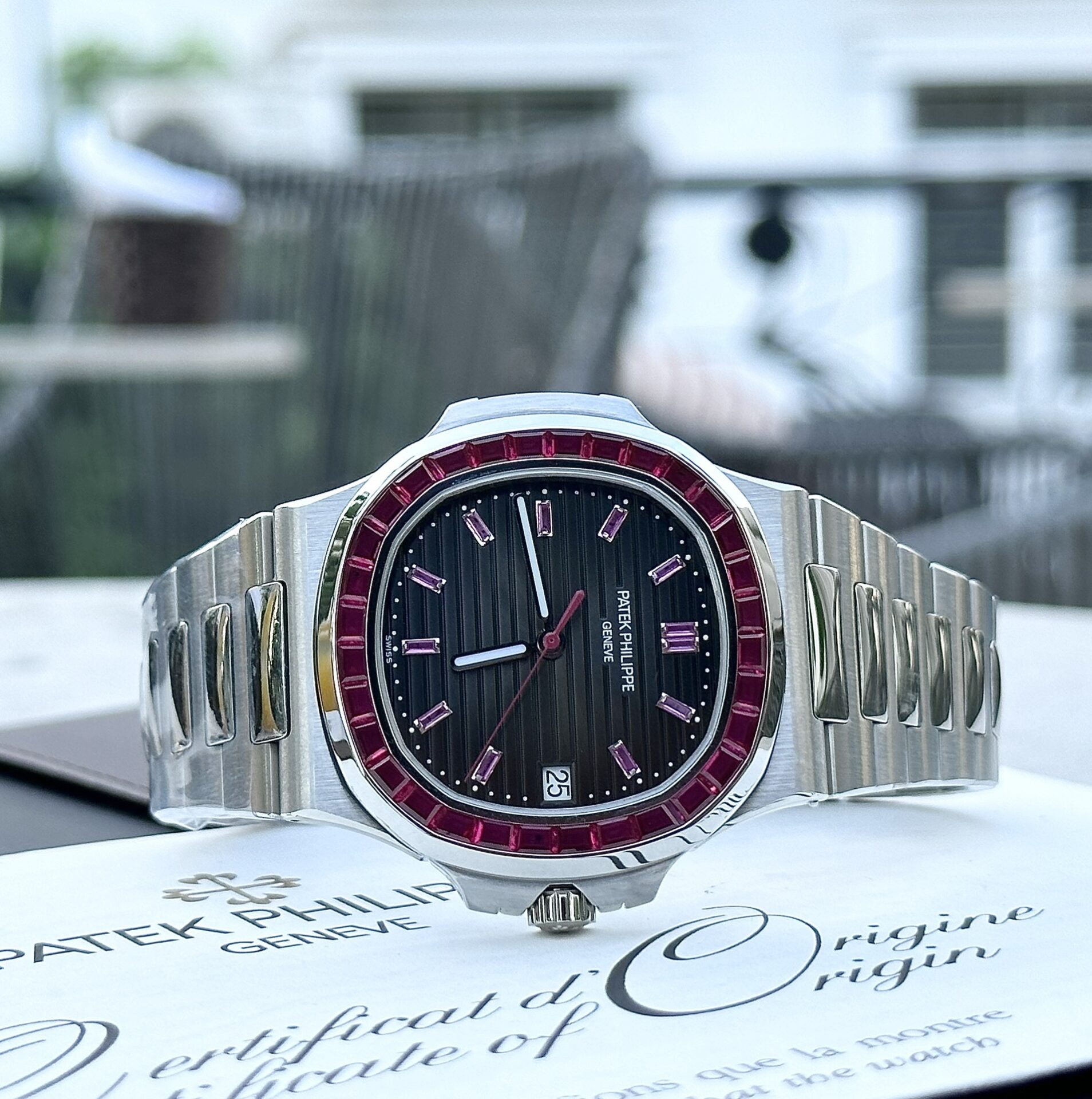 Patek Philippe Nautilus 5723 Replica 1:1 Watch Red Ruby Bezel 40mm - Top club