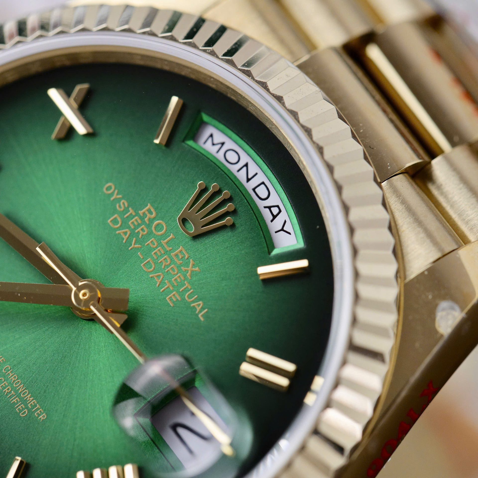 Rolex Day-Date 128238 Replica Watch Green Ombre Dial Weight 158gram QF 36mm - Top club