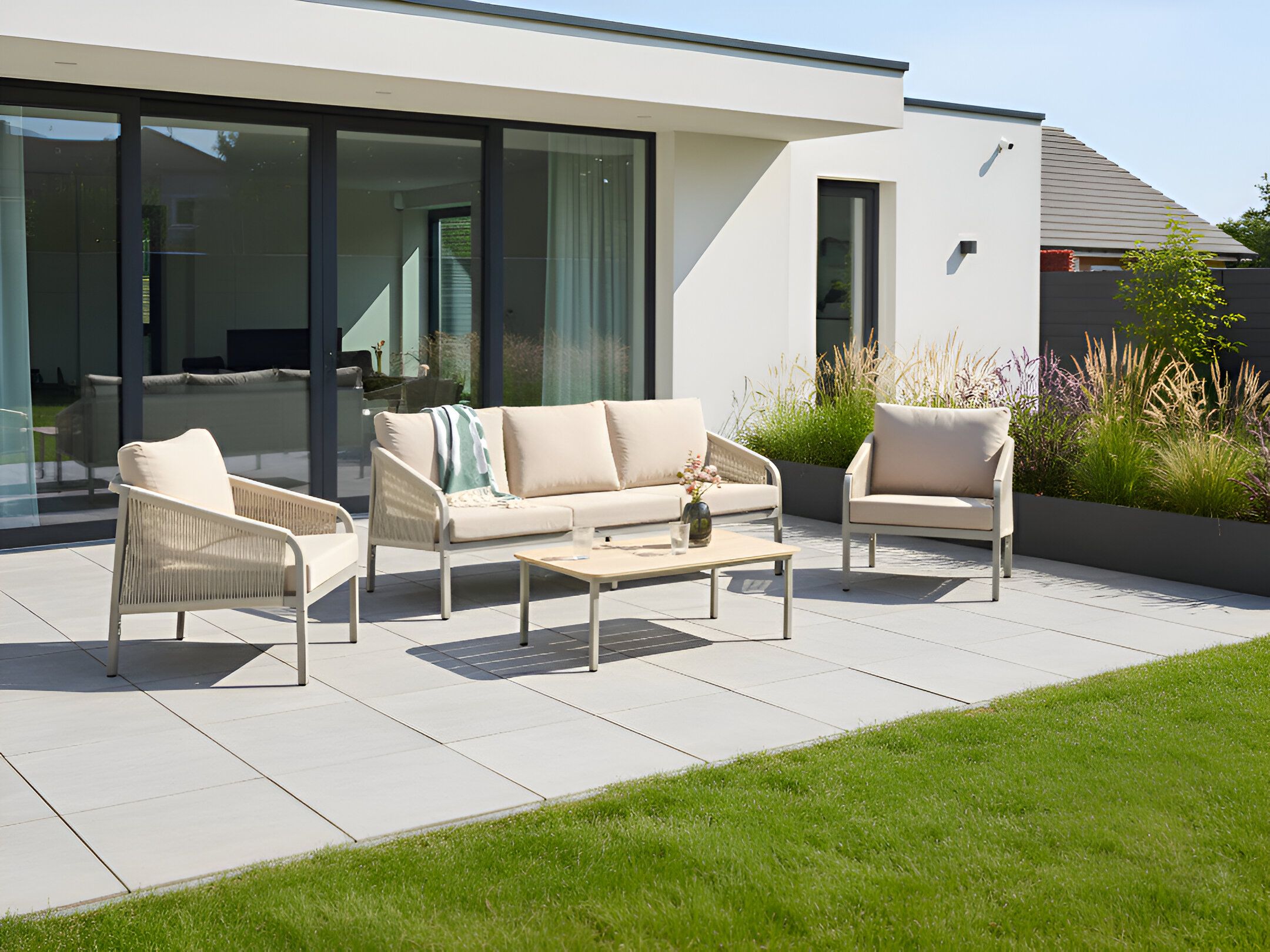 Garden Lounge Set with Table 5 Seater MURATO Metal Beige