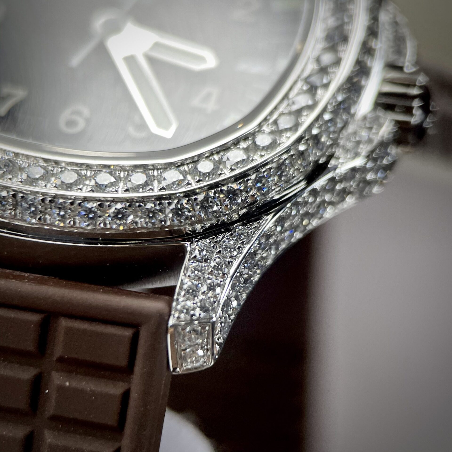 Patek Philippe Replica Watch Aquanaut 5067 Dial Brown Custom Diamonds Moissanite 35.6mm - Top club