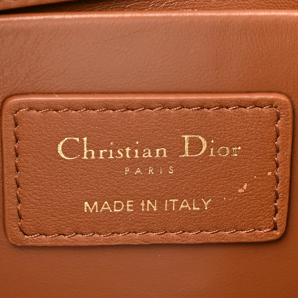 Mirror Quality Replica Dior Montaigne 30 Bag – Elegance Redefined