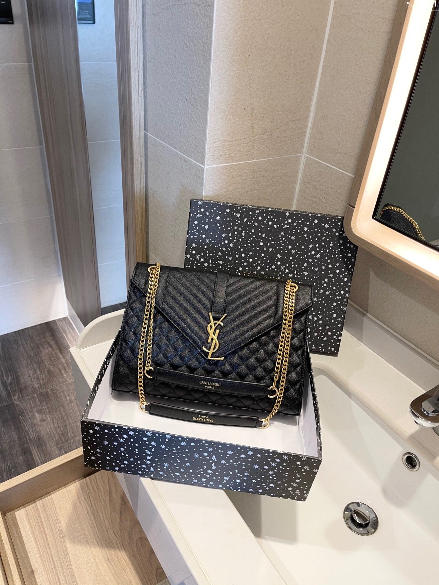 TO – Luxury Edition Bags SLY 1921:1High-quality replica