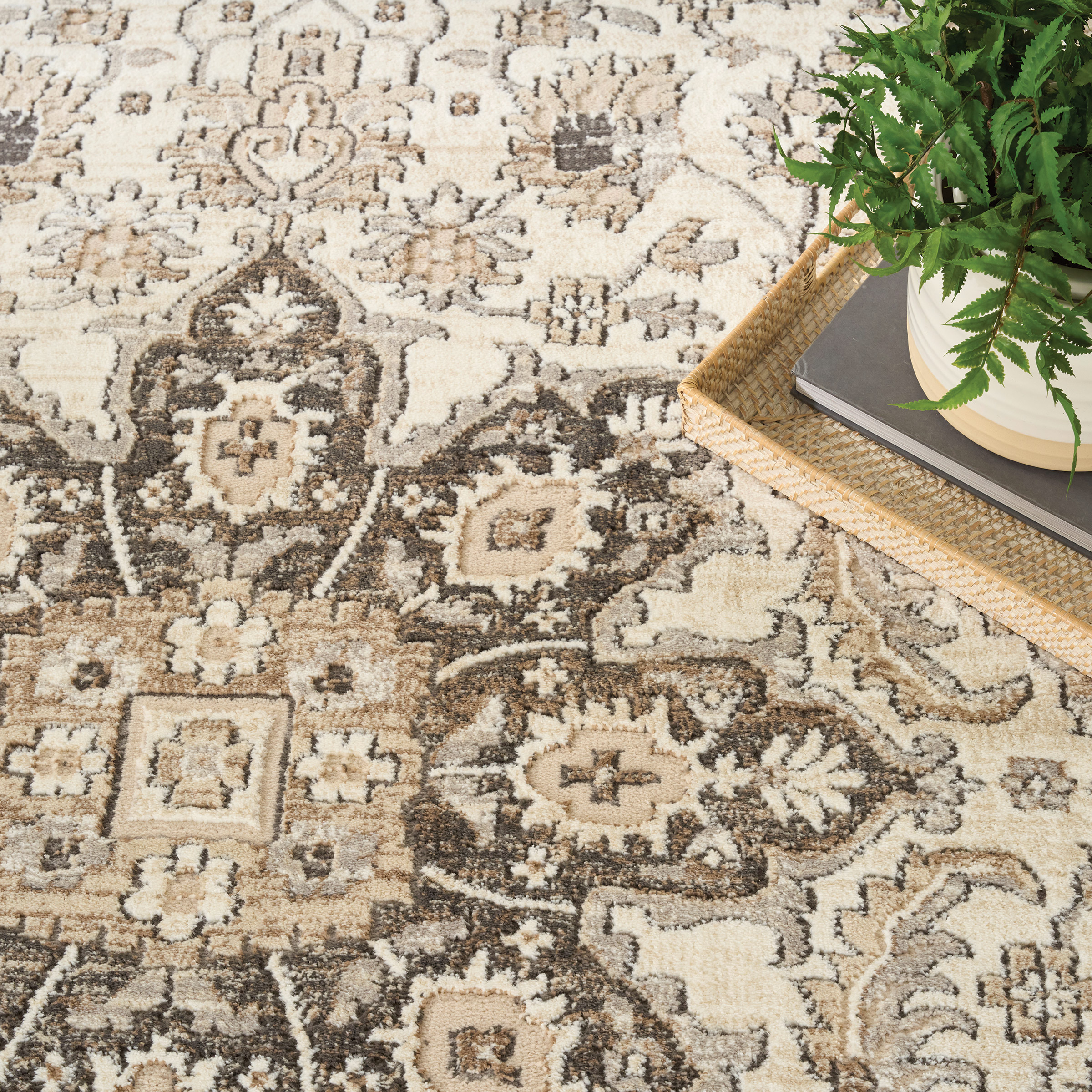 Nourison Briar Area Rug, Rose, 7’10” x 9’10”