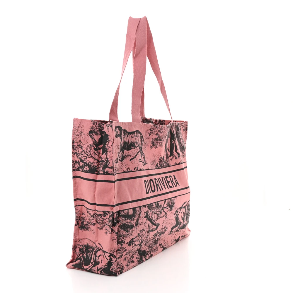 Replica Dior Handbags That Rival the Real Thing