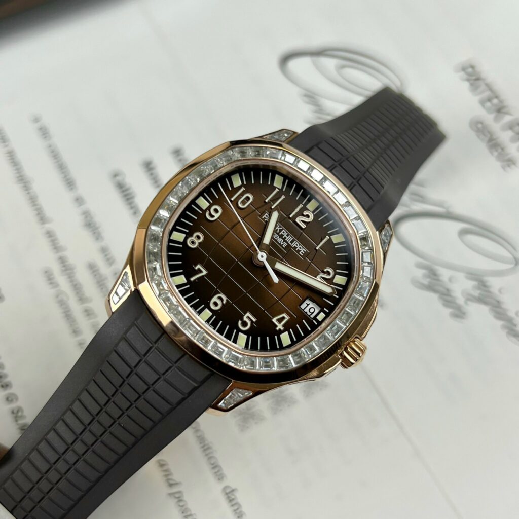Patek Philippe Aquanaut 5167R Replica Watch Gold Wrapped Moissanite 40mm - Elite Watch Atelier