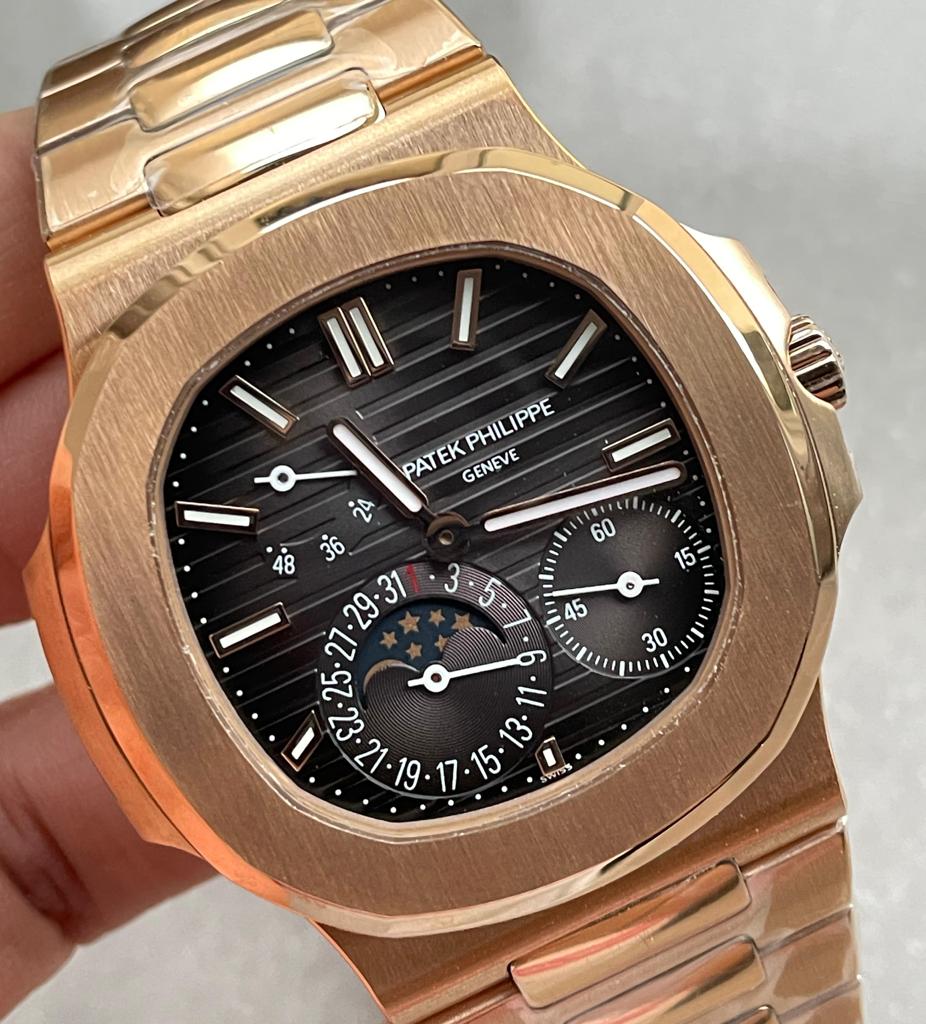 Replica PATEK PHILIPPE Nautilus Moon Phases 5712 RG Grey Dial on RG Bracelet PPF A240 - Top club