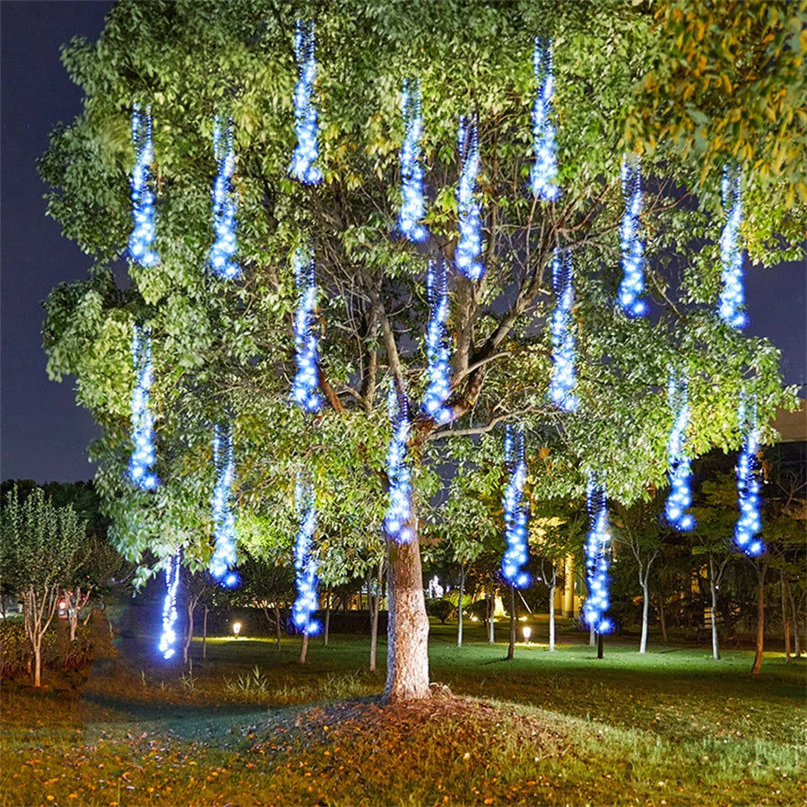GlowCascade – Hangende LED Lichtstrengen voor Tuin & Feest