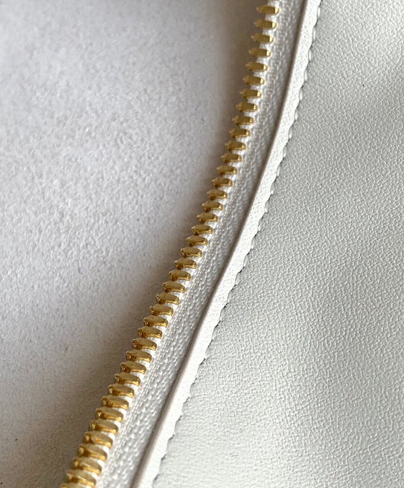 Celine Folded Cube Bag In Smooth Calfskin White1:1High-quality replica