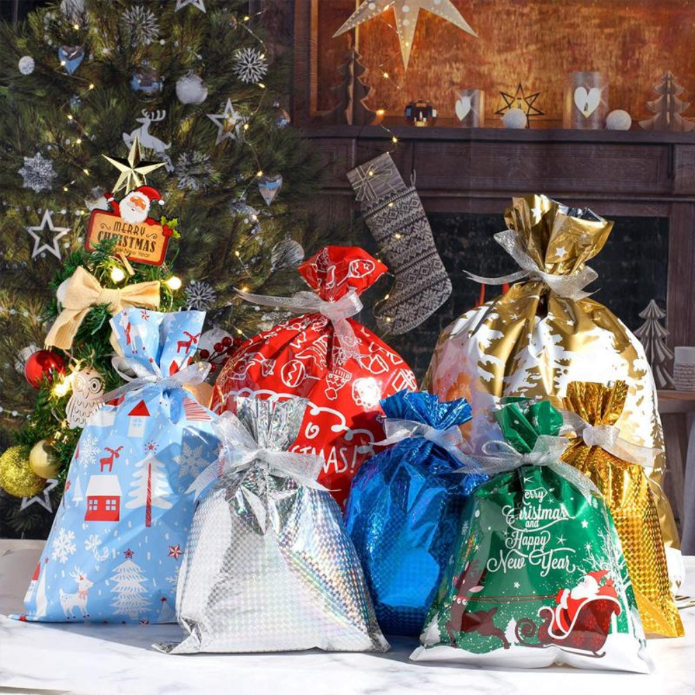 Herbruikbare Kerstcadeauzakjes van Aluminiumfolie – Milieuvriendelijk Inpakken in Diverse Maten met Zilverlint
