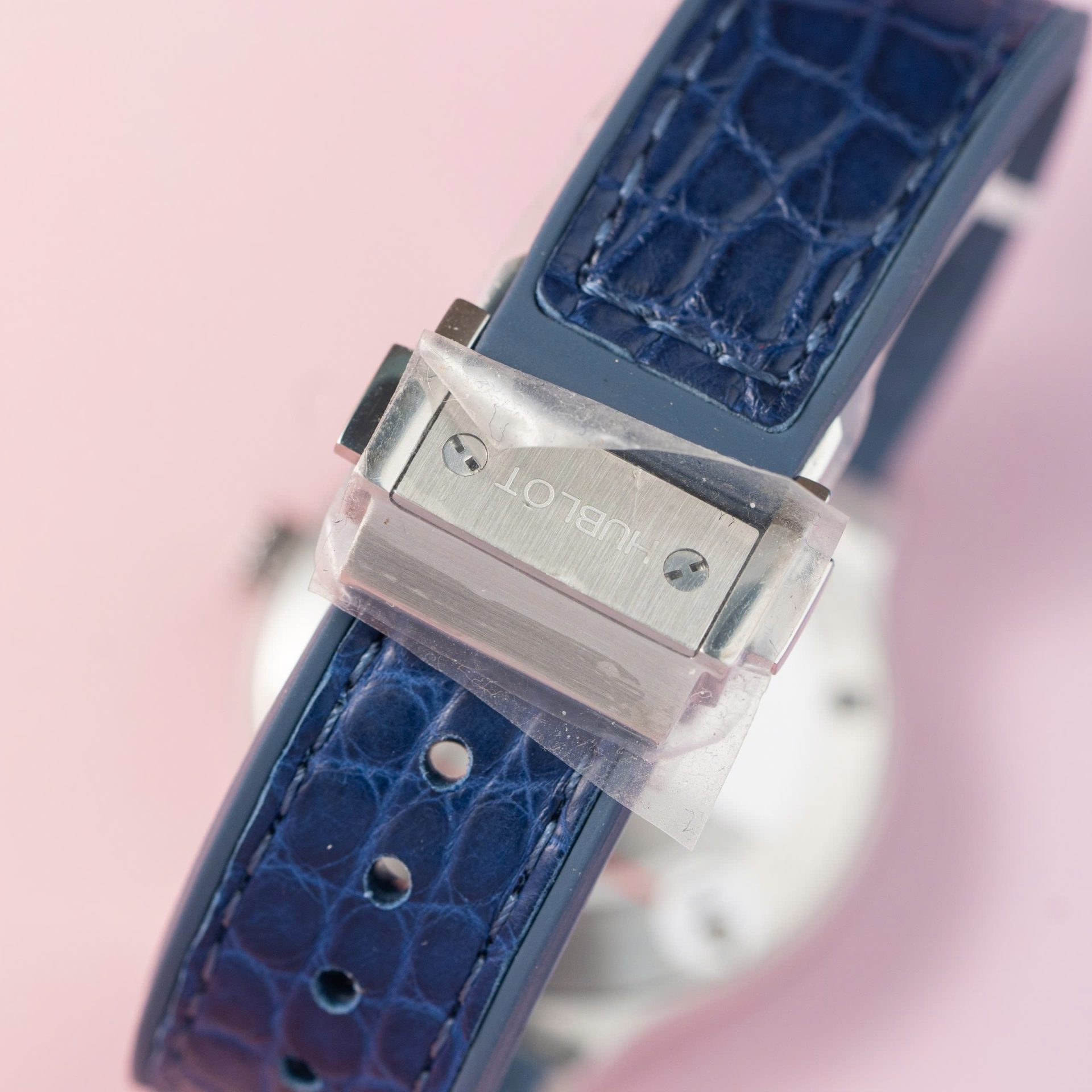 Hublot Replica 11 Watch Classic Fusion Women s Full Diamond Moissanite Blue 33mm - Top club