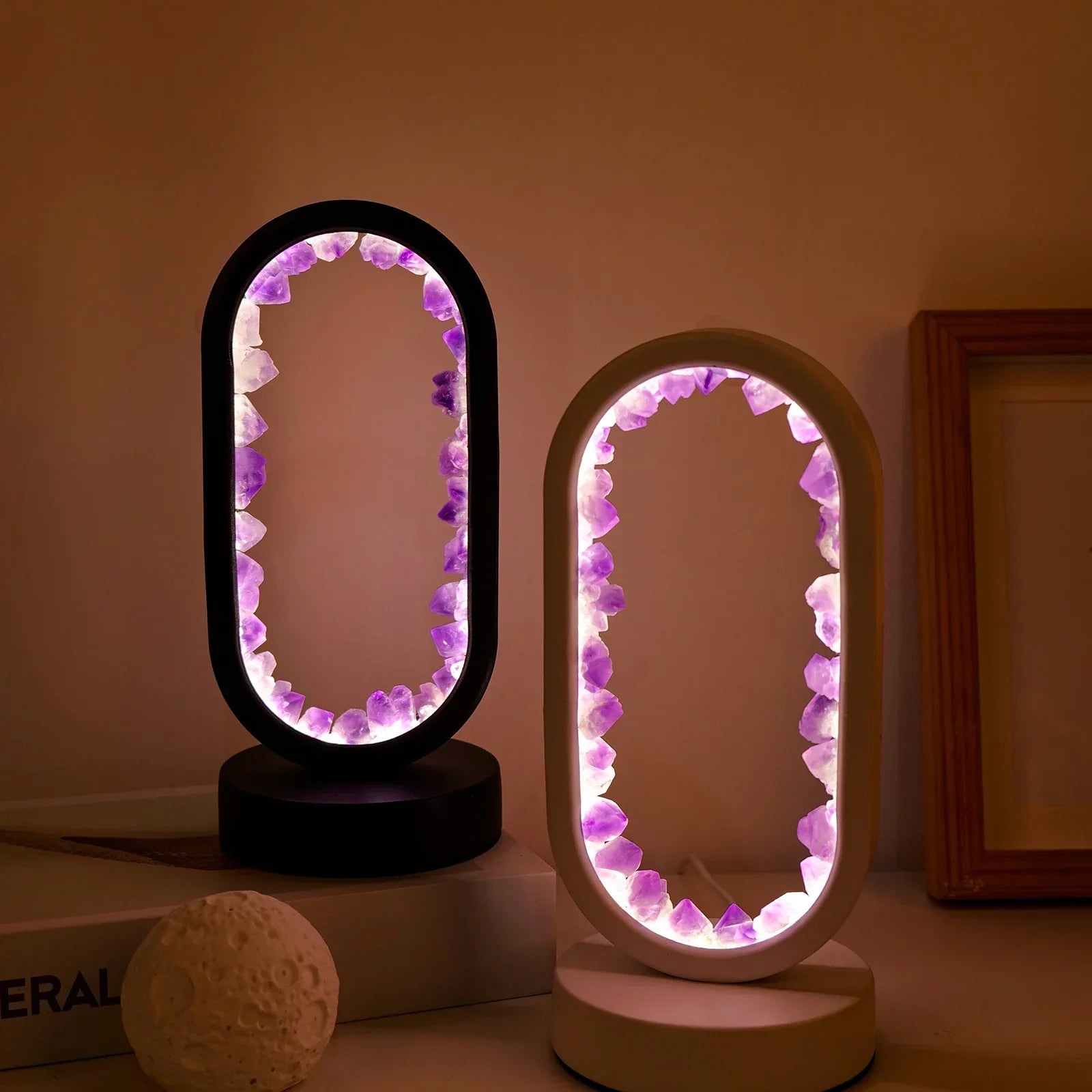 Natuurlijke Amethist Lamp voor Ontspanning en Meditatie – Handgemaakt, Serene Gloed voor Rustige Sfeer