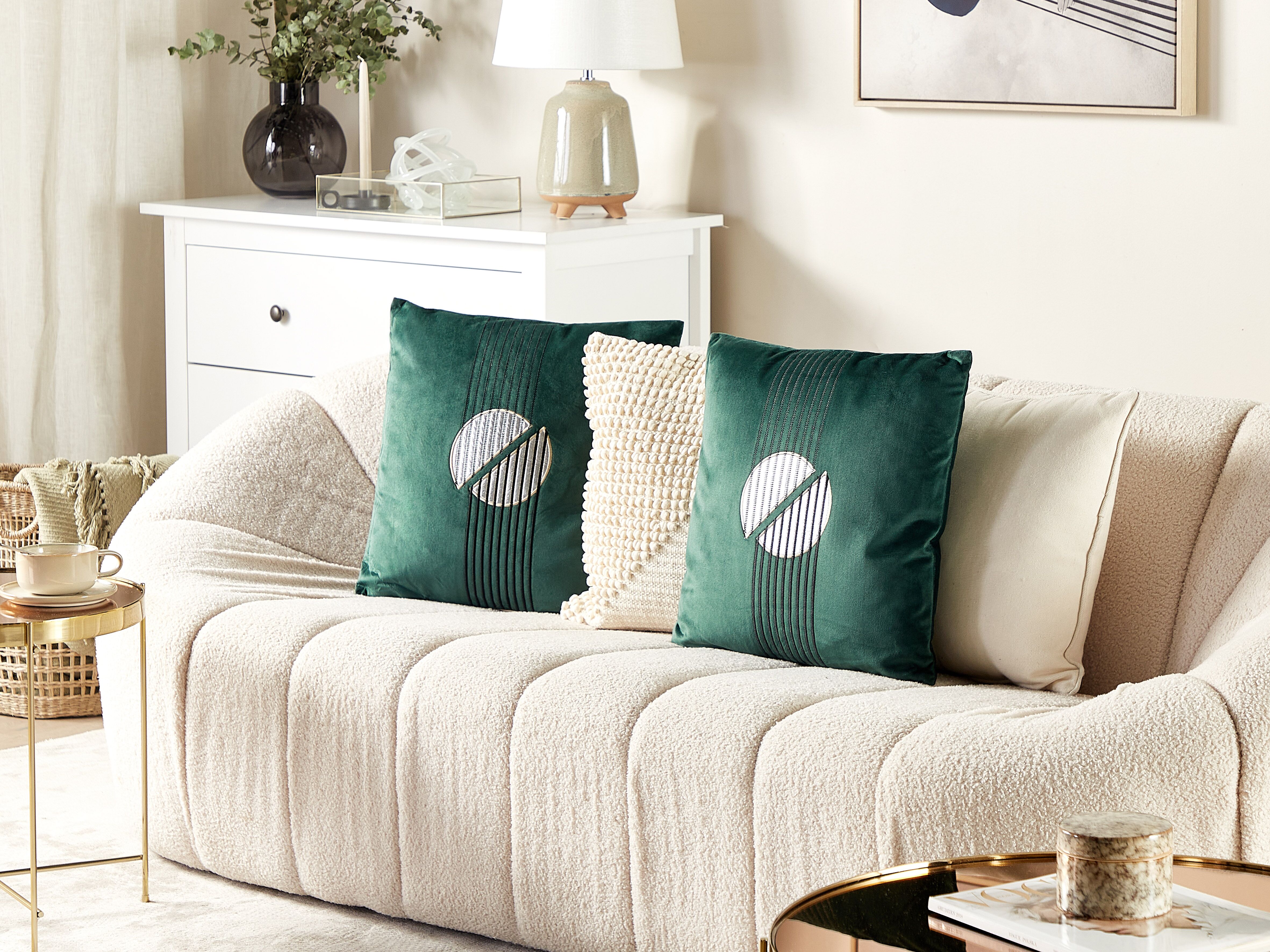 Set of 2 Decorative Cushions CEROPEGIA Velvet 45 x 45 cm Emerald Green Geometric Pattern
