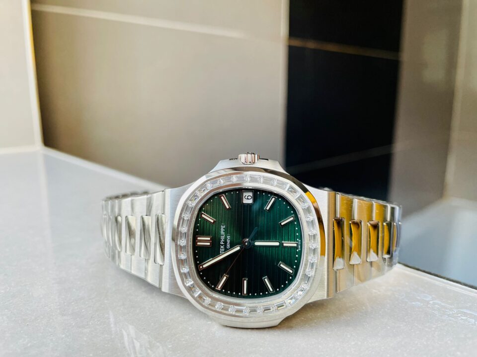 Replica PATEK PHILIPPE Nautilus 5711/1A PPF 1:1 Best Edition Green Textured Dial T Diamonds Bezel on SS Bracelet 324CS V4 - Top club