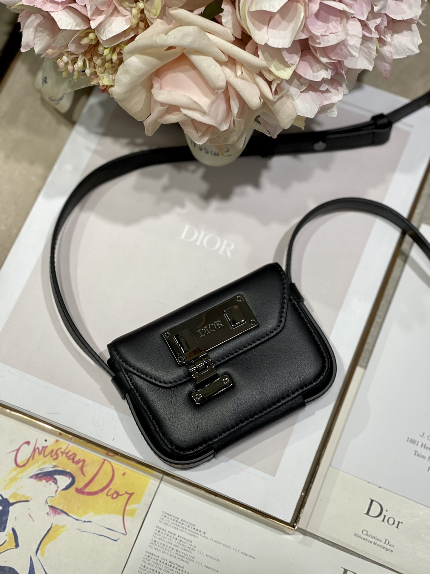 Lock Messenger Pouch Black/Beige For Women 4.5in/11cm1:1High-quality replica
