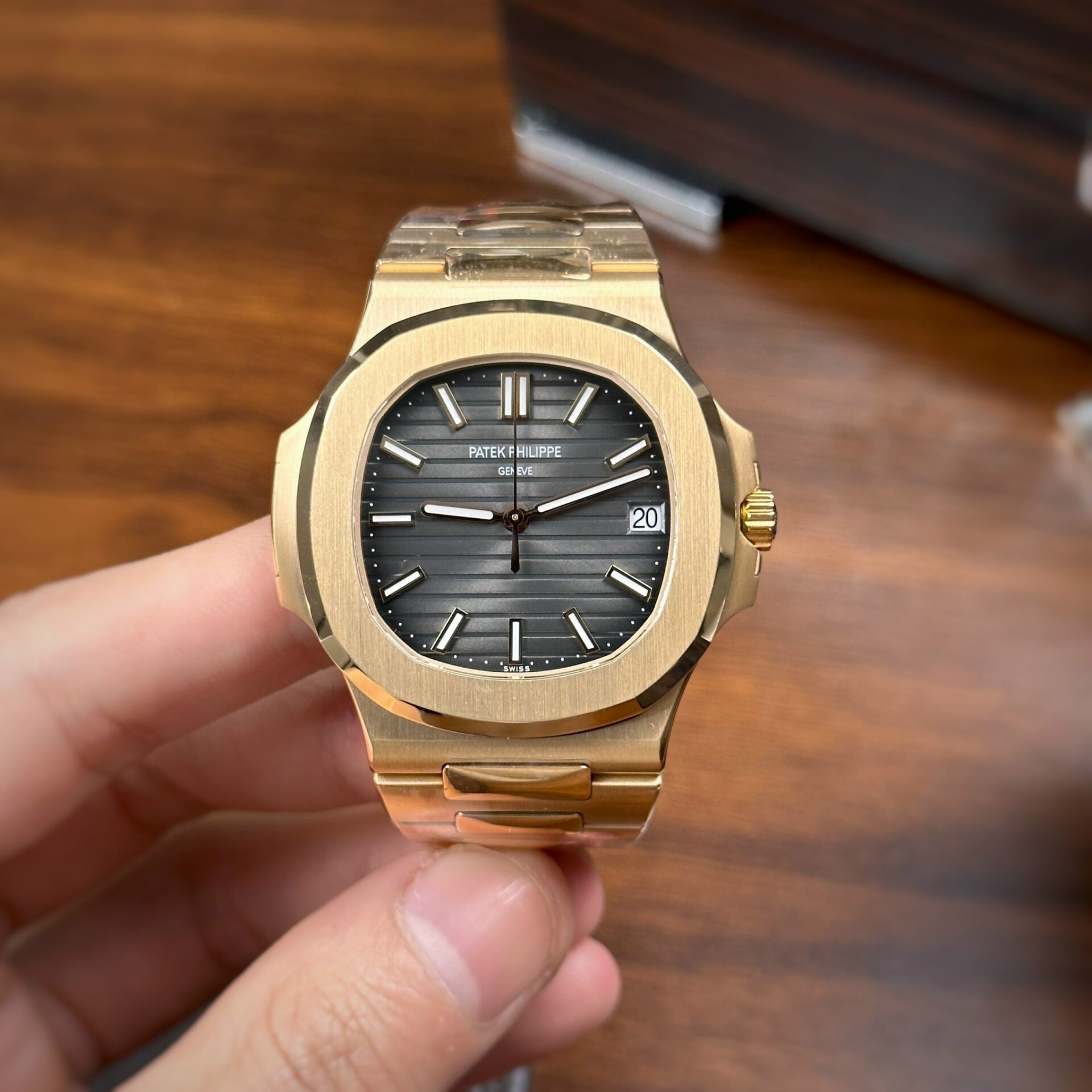Patek Philippe Replica Watch Nautilus 5711 Dial Gray 3K Factory 40mm - Top club