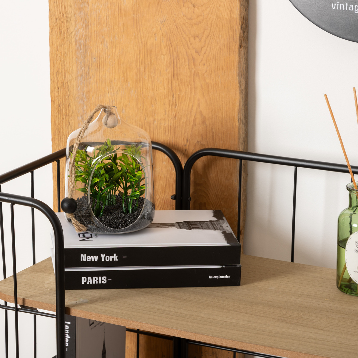 Suspended artificial terrarium "Family corner" H.15 cm