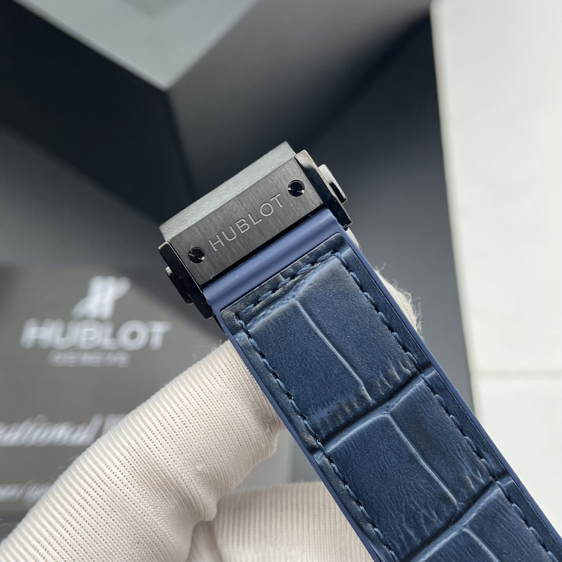 Hublot Fake Watches Classic Fusion Ceramic Blue Dial HB Factory 42mm - Top club
