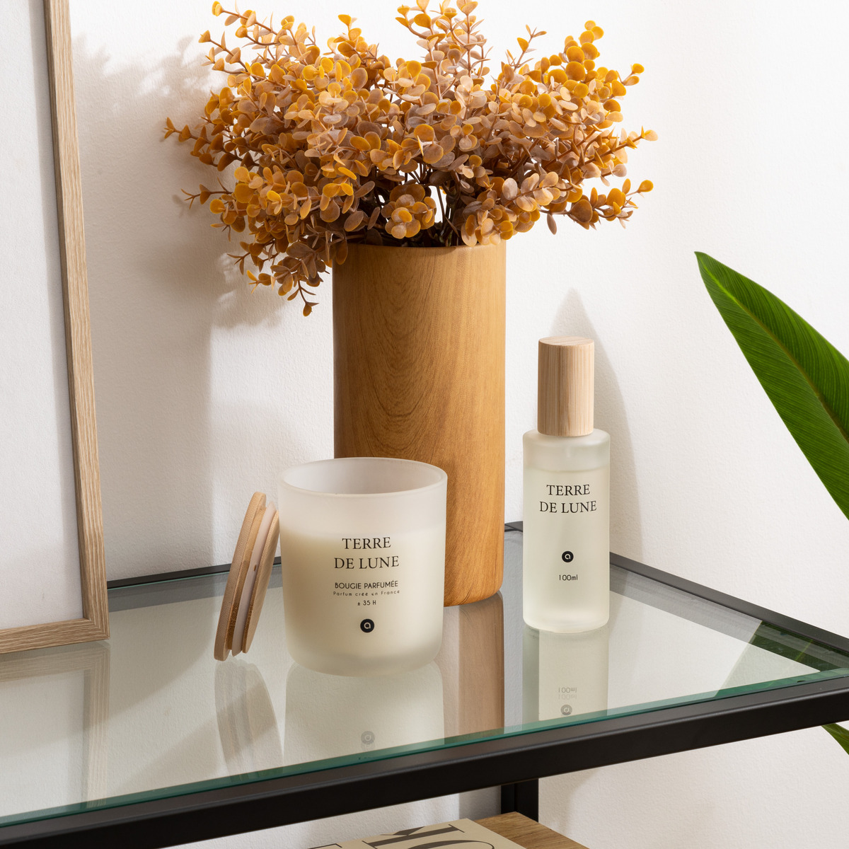 Scented candle "Terre de Lune" Musk Petals, 255g