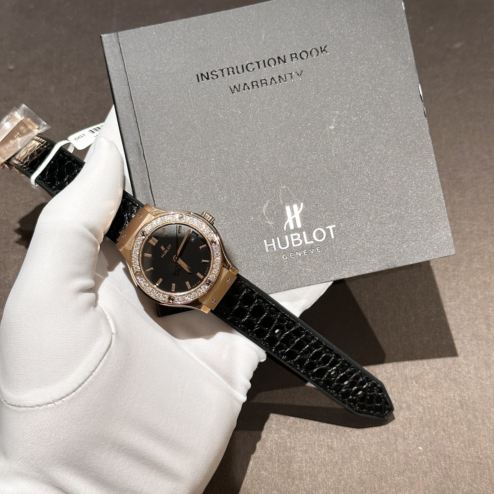 Hublot Classic Fusion Replica Watch Moissanite Diamond 33mm - Elite Watch Atelier
