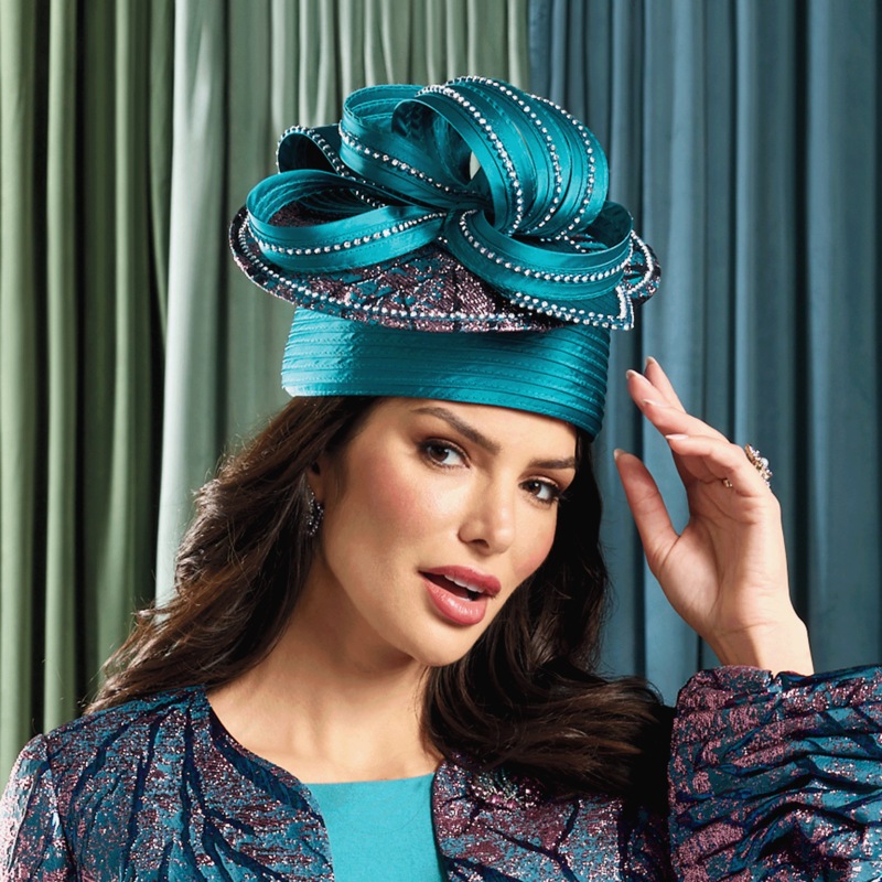 Glorya Hat - MIDNIGHT VELVET CATALOG