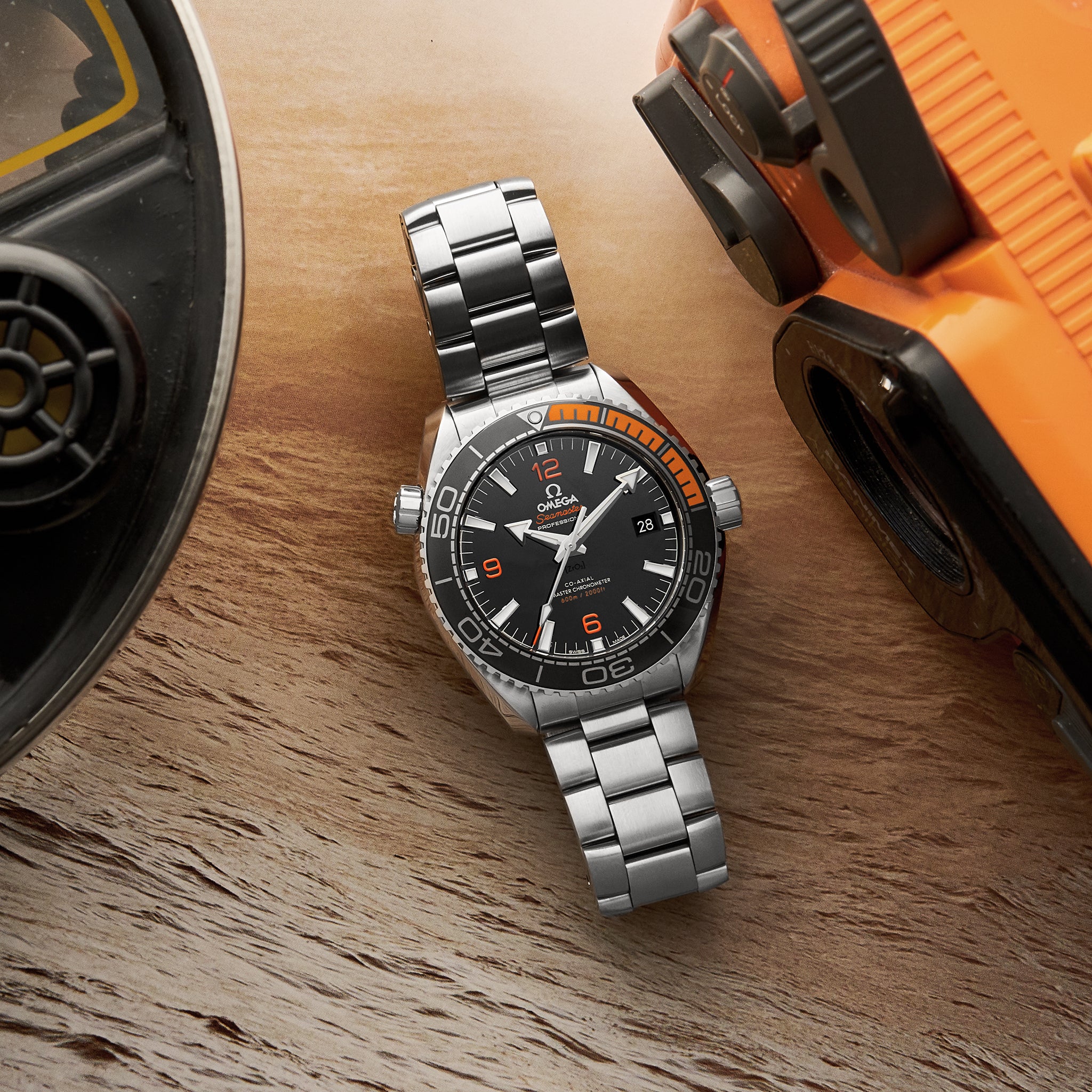 Seamaster Planet Ocean 600M Co-Axial Master Chronometer 43.5mm Black Dial With Orange Accents On Bracelet(1:1 replica) - Top club