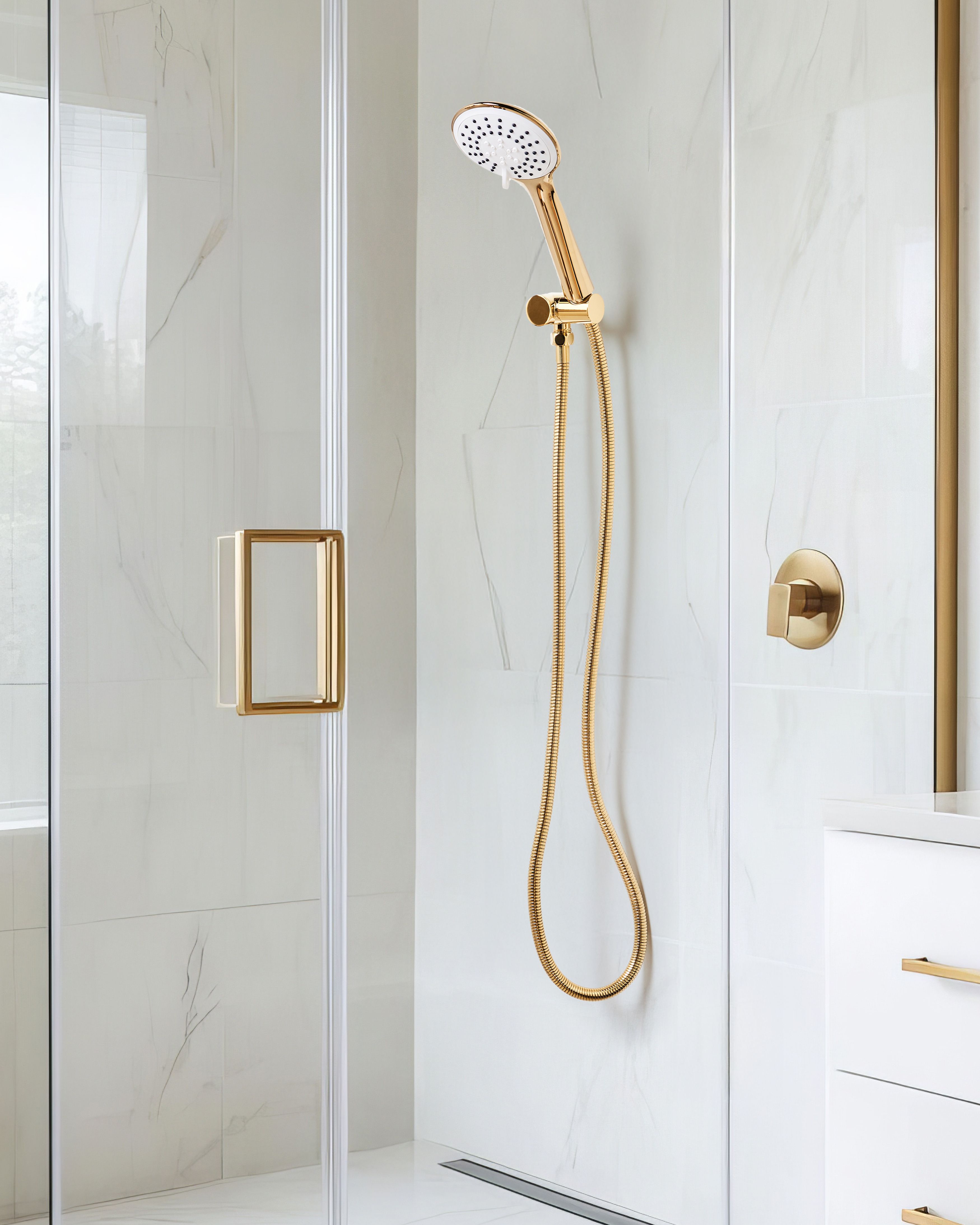 Shower Head and Hose Kit TUMPLE 3-function Gold