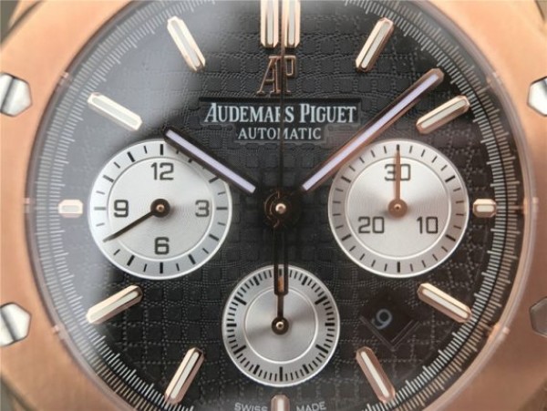 Replica Audemars Piguet Royal Oak Chronograph RG JHF Black/White Dial RG Bracelet A7750 - Top club