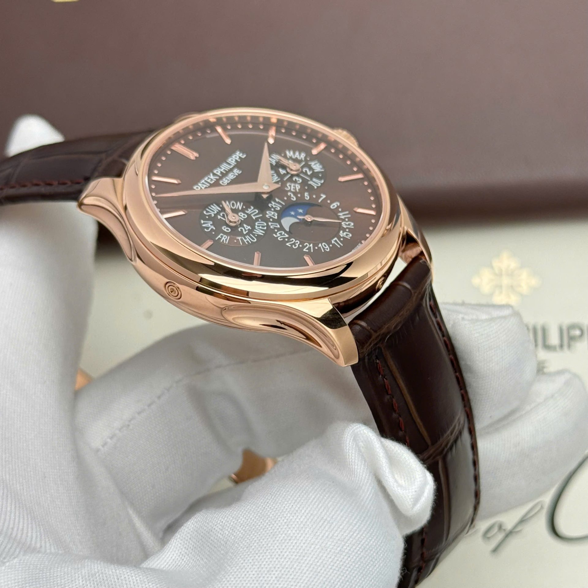 Patek Philippe Best Replica Watches Grand Complications 5327R Automatic Movement Chocolate Dial 40mm - Top club