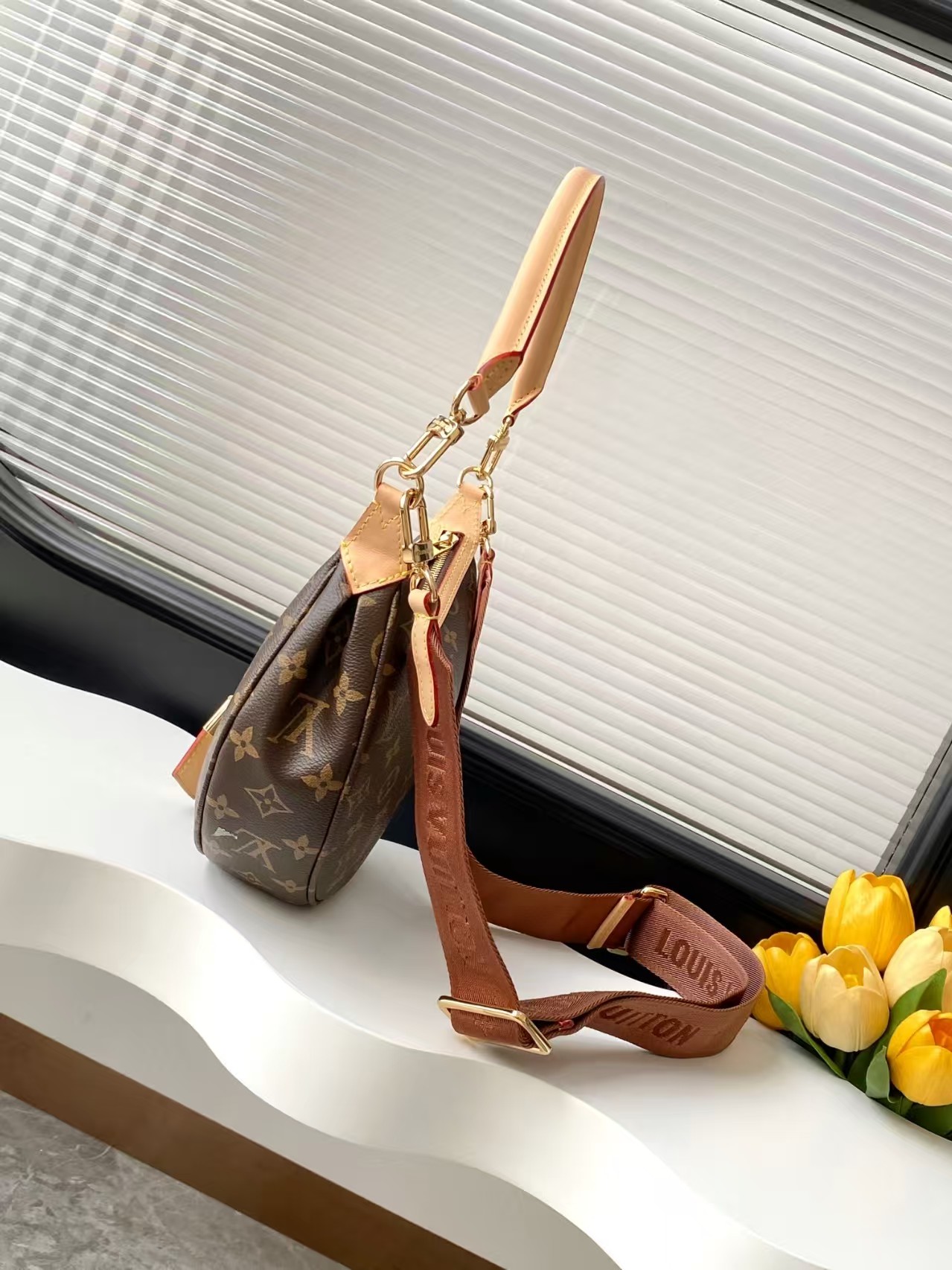 Louis Vuitton Looping HandBag1:1High-quality replica