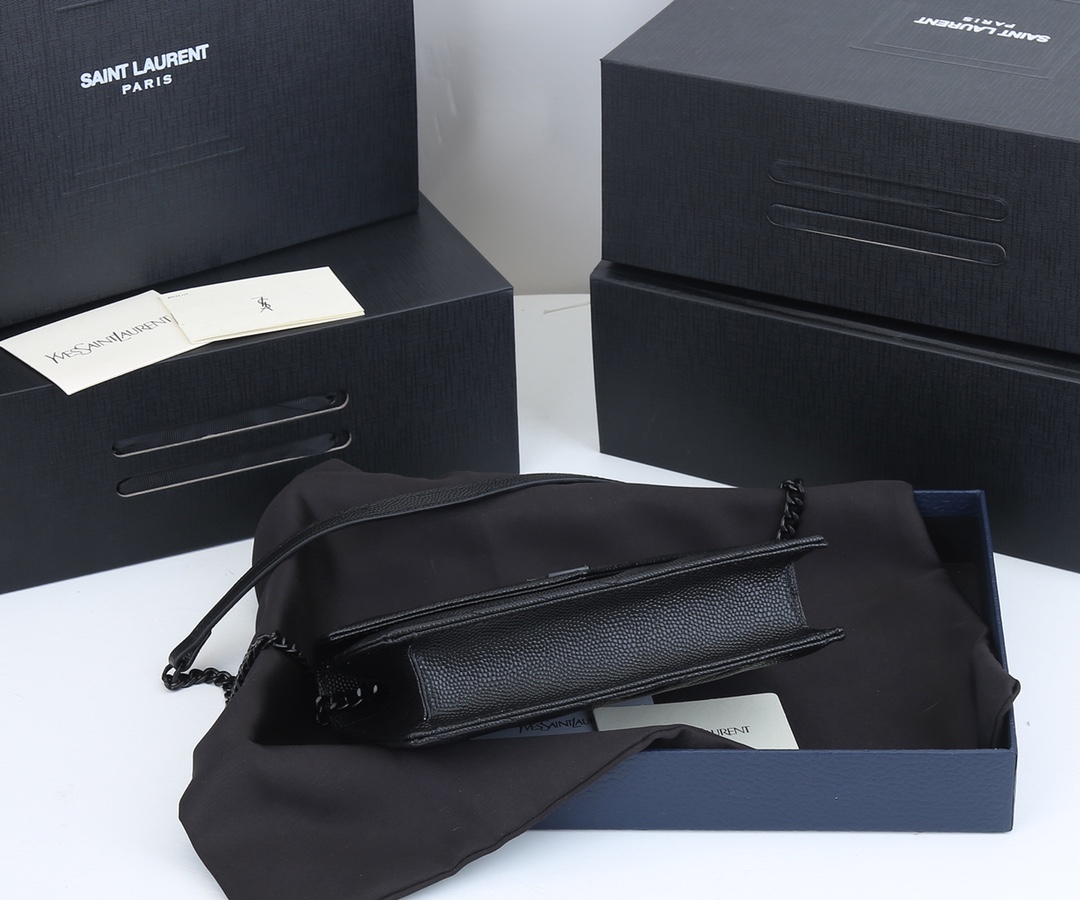 Replica Ysl Envelope Chain Wallet In Grain De Poudre Embossed Leather 18881:1High-quality replica