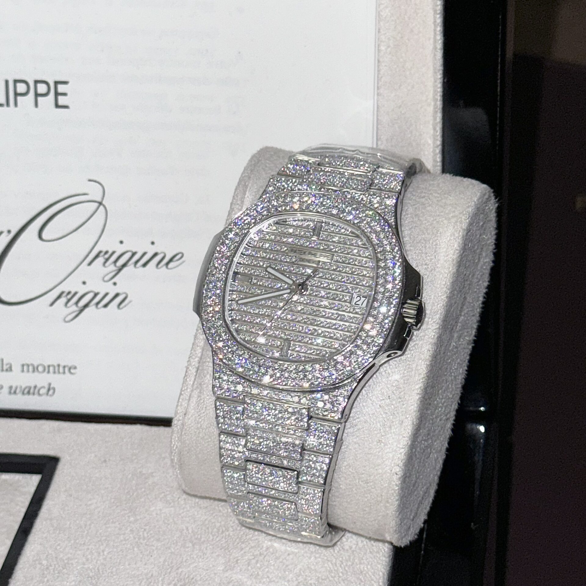 Patek Philippe Nautilus 5719 Best Replica Watch Custom Full Moissanite Diamonds 40mm - Top club