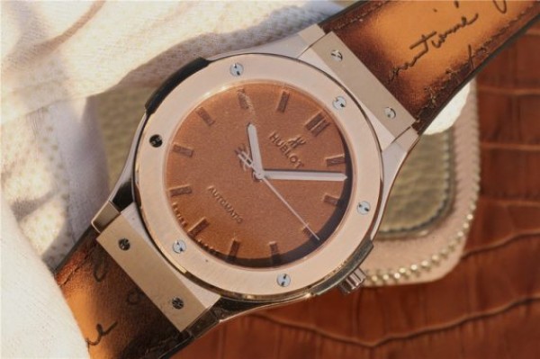 Replica Hublot Classic Fusion 45mm RG Berluti Scritto Brown Leather Dial Gummy Strap A2892 - Elite Watch Atelier