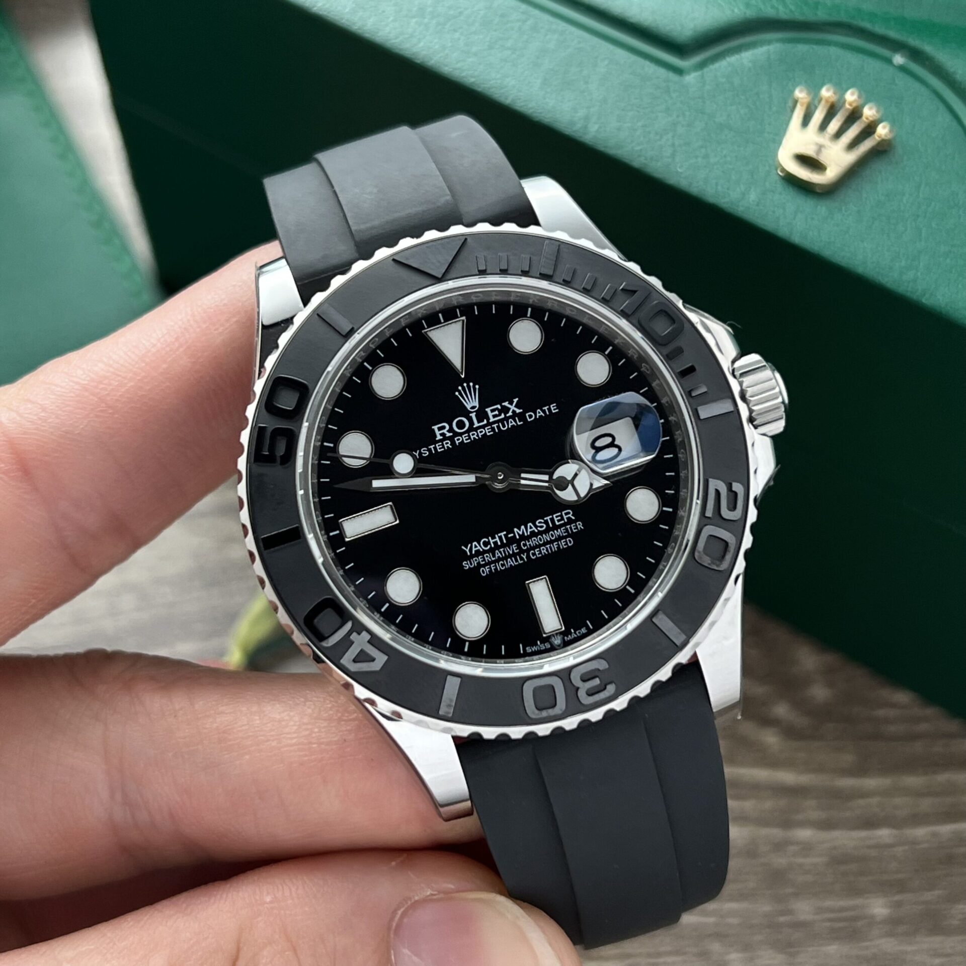 Rolex Fake Clone Yacht-Master Black Dial Rubber Strap EW Factory 40mm - Top club