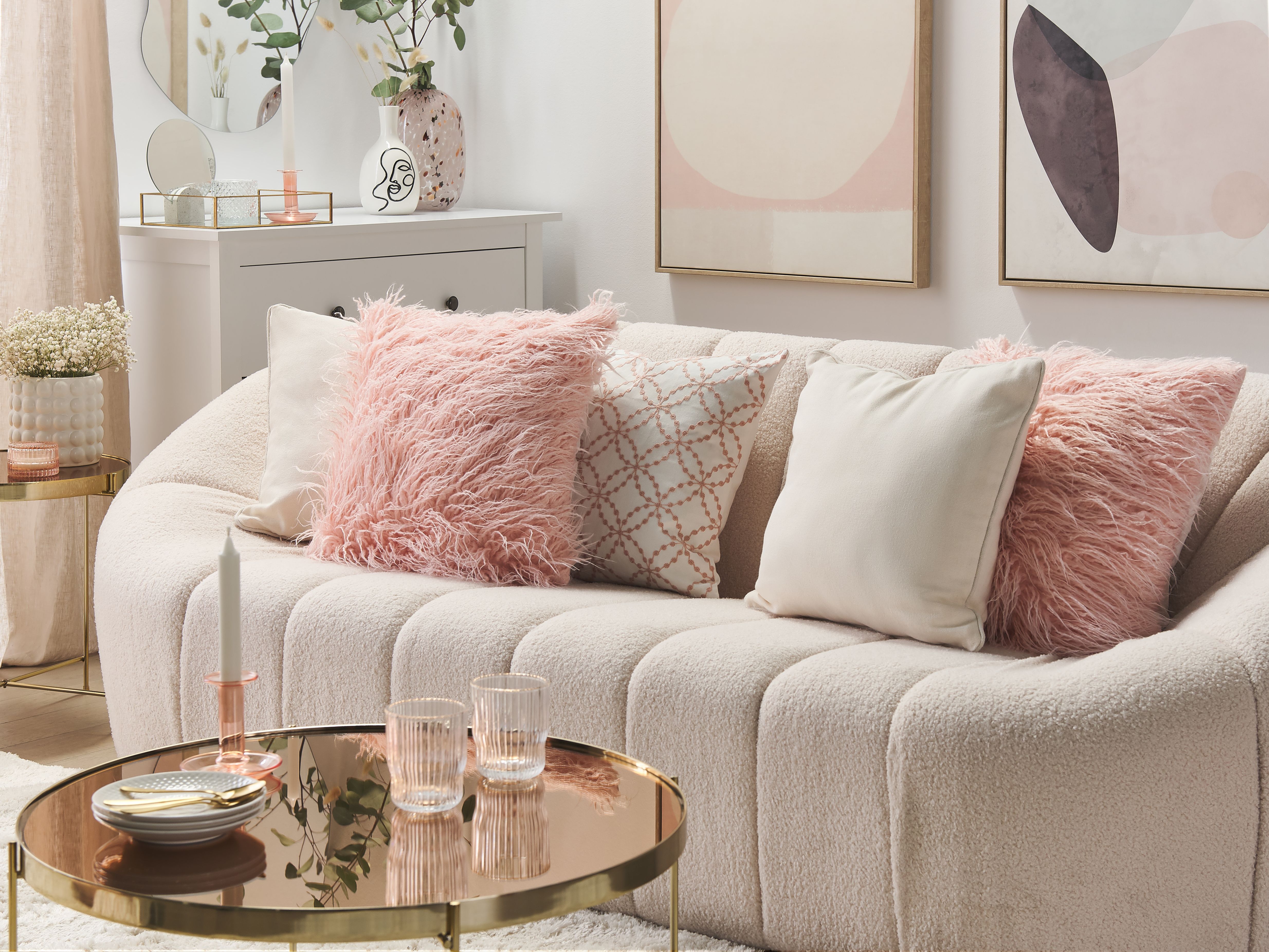 Set of 2 Decorative Cushions DAISY Faux Fur 45 x 45 cm Pink Solid