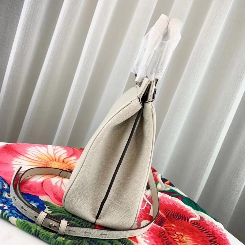 Replica Gucci Zumi Grainy Leather Medium Top Handle Bag 5647141:1High-quality replica