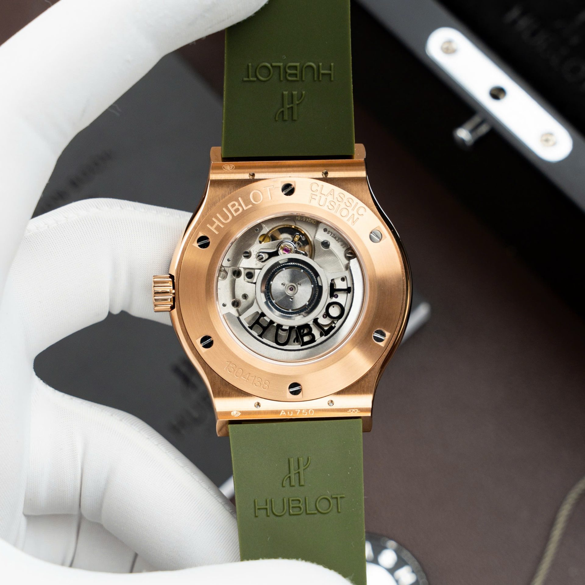 Hublot Best Replica Watch Classic Fusion King Gold Green Dial Movement SW300 Swiss Made 42mm - Top club