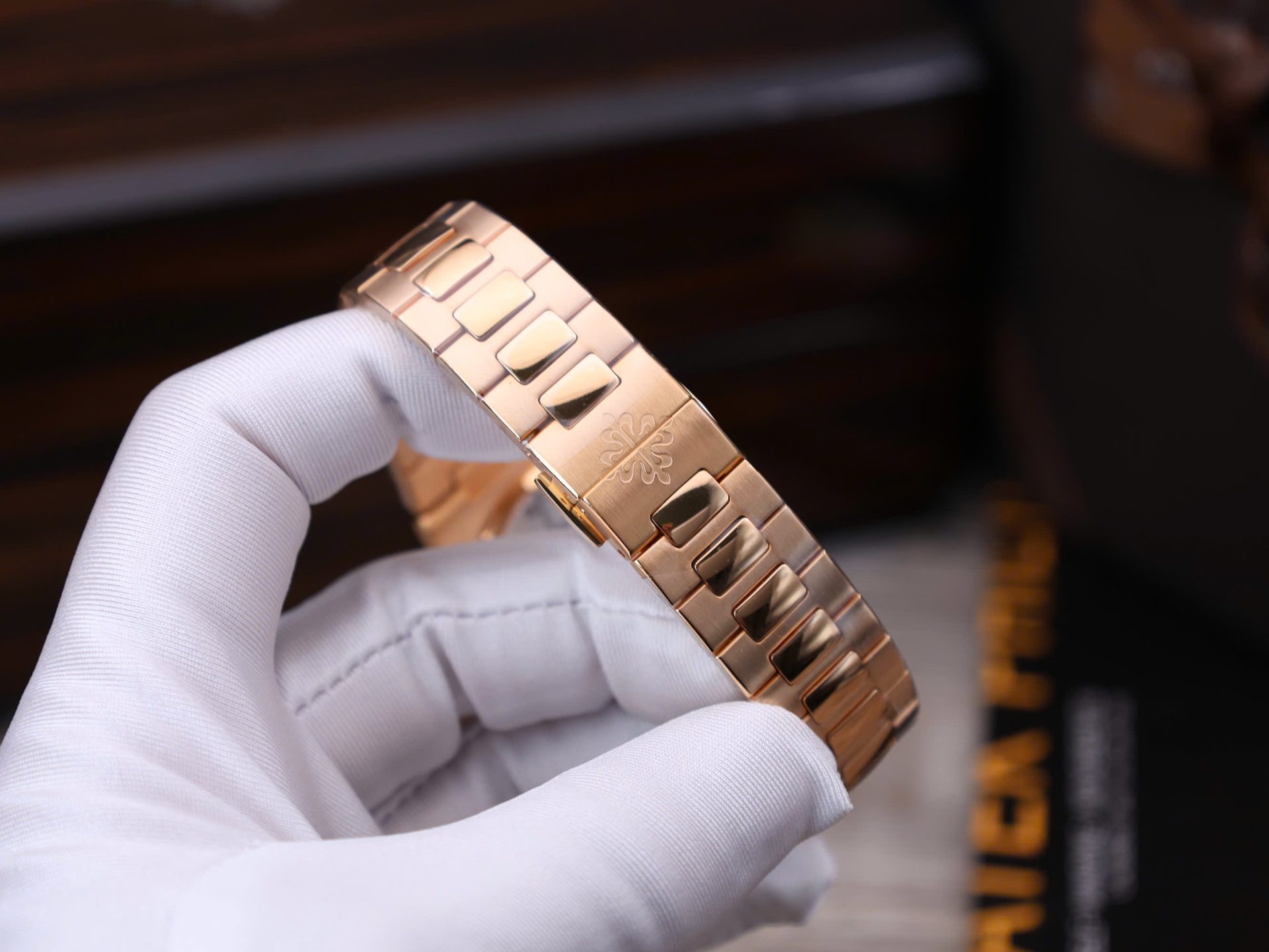Patek Philippe Nautilus 5724R Replica Watch Custom Gold Wrapped GR Factory 40mm - Top club