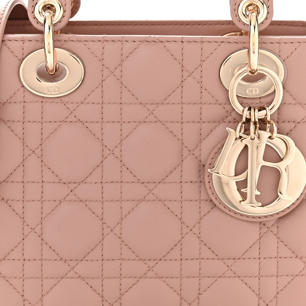 Mirror Quality Replica Dior Bags That Capture Luxe Elegance1:1High-quality replica