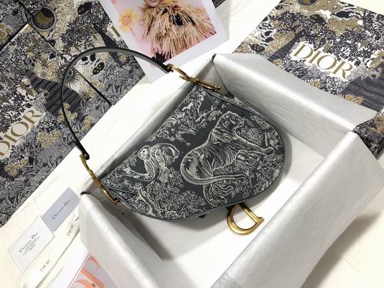 Saddle Bag in Gray Toile de Jouy Reverse Jacquard – DB0791:1High-quality replica