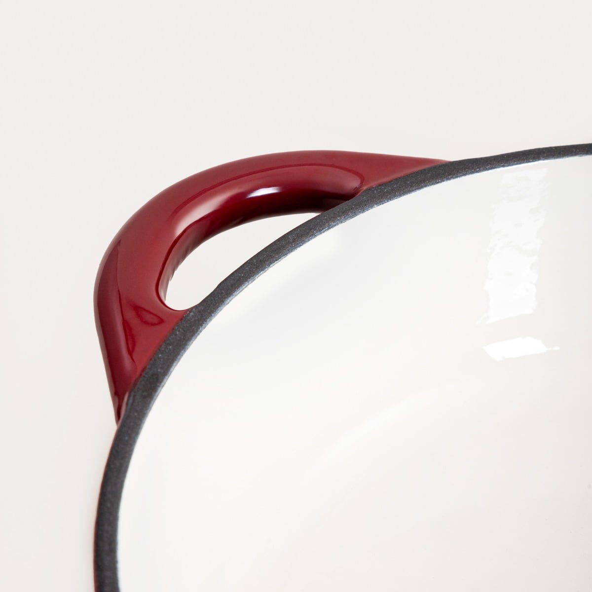 Garnek żeliwny ANDREAS bordowy płaski ombre 28 cm 2,5 l
