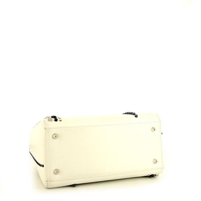 Dior Lady Dior handbag in white leather1:1High-quality replica
